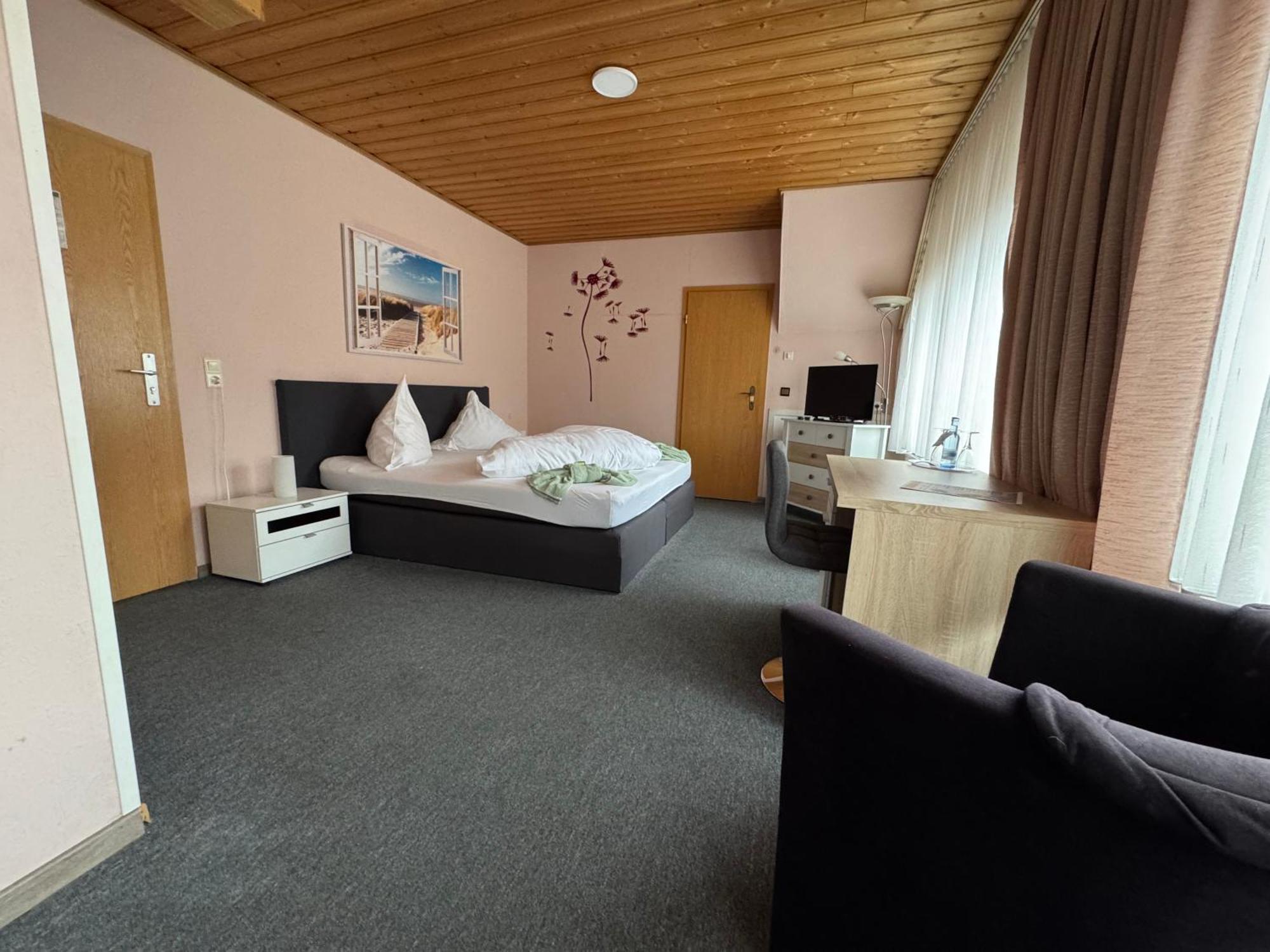 Hotel-Restaurant Christine Lübz Extérieur photo