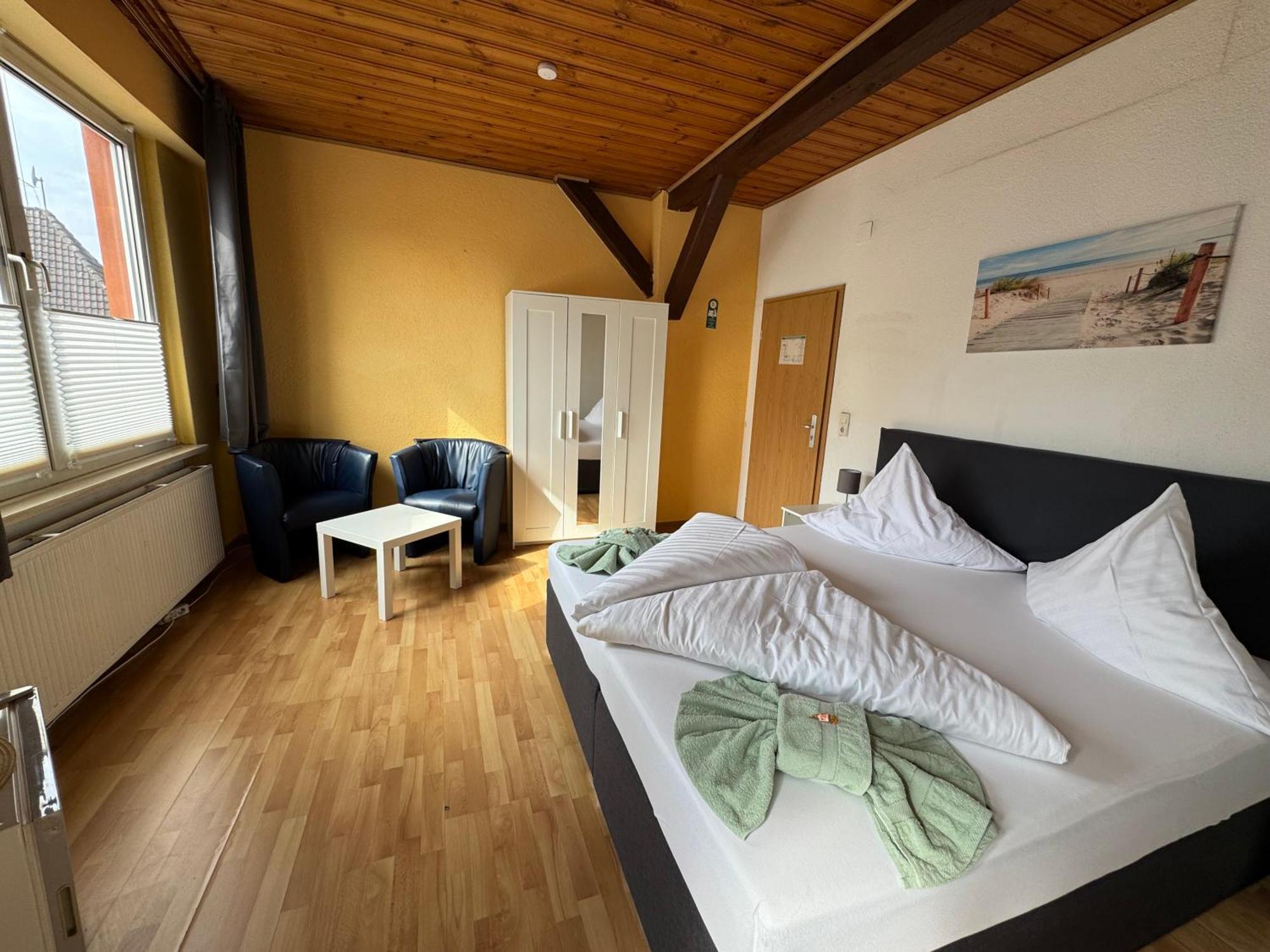 Hotel-Restaurant Christine Lübz Extérieur photo