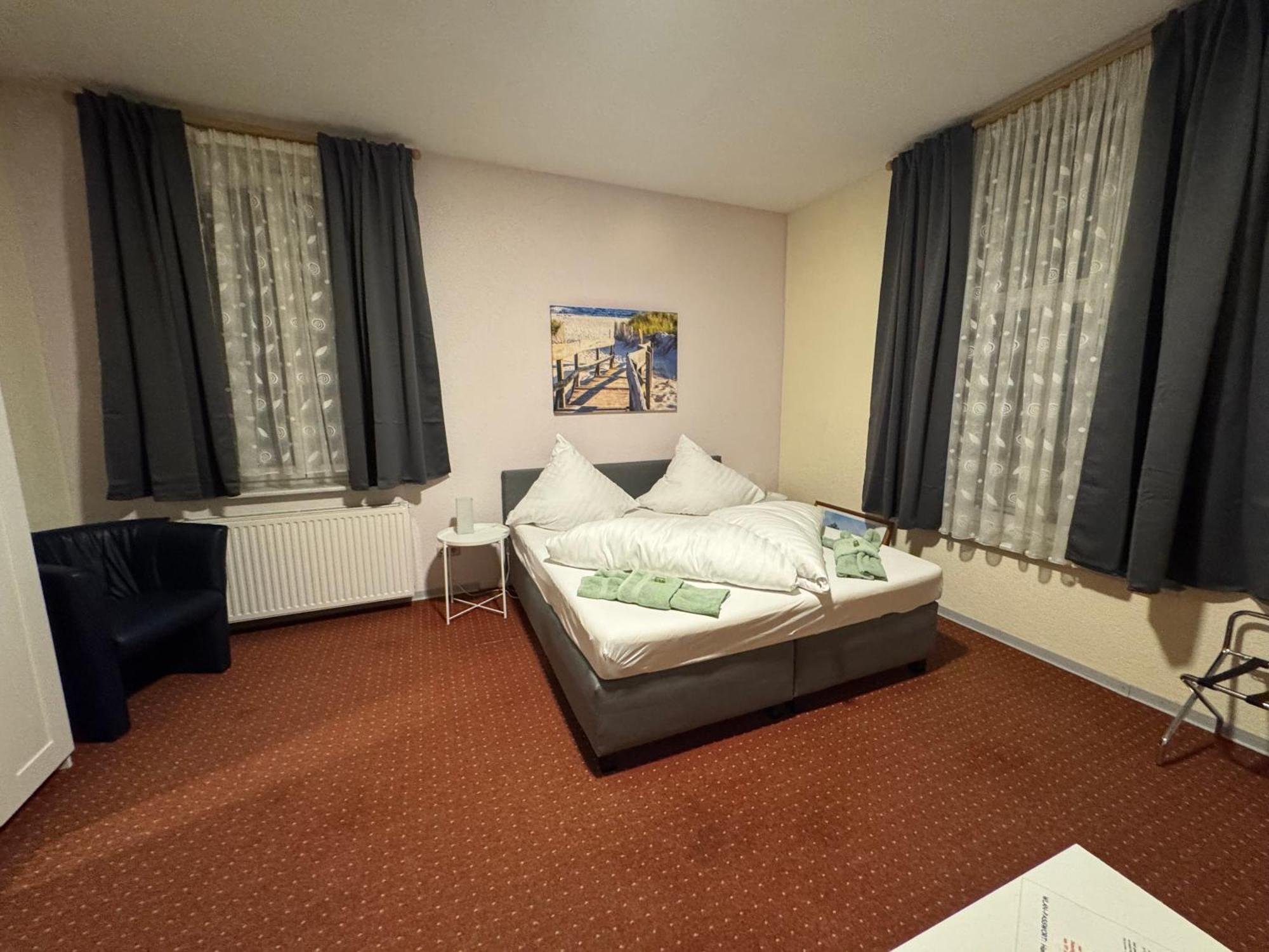 Hotel-Restaurant Christine Lübz Extérieur photo