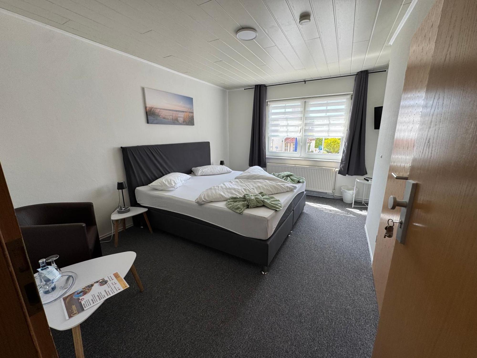 Hotel-Restaurant Christine Lübz Extérieur photo